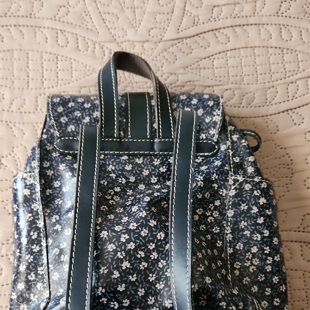Patricia Nash Navy and Pale Pink Floral Backpack - Picture 2 of 12
